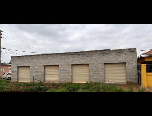 2 BEDROOM HOUSE FOR SALE IN LEHAE